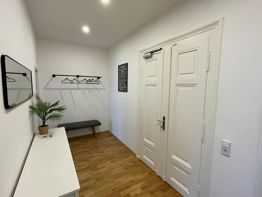 #Attraktive Altbauwohnung Im Leipziger Zentrum 1 Og Links エクステリア 写真