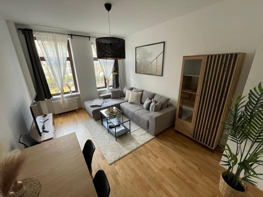 #Attraktive Altbauwohnung Im Leipziger Zentrum 1 Og Links エクステリア 写真